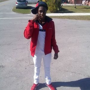 Meet your Posher, Deandre